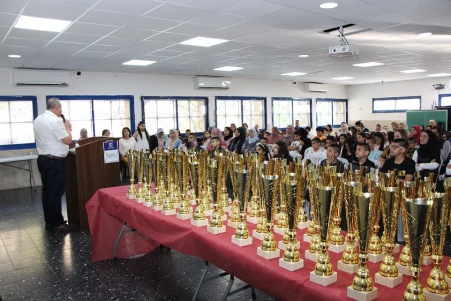 سخنين : مشروع الأعالي في الرّياضيّات والتّفكير يُكرِّم طلابه في مدارسهم